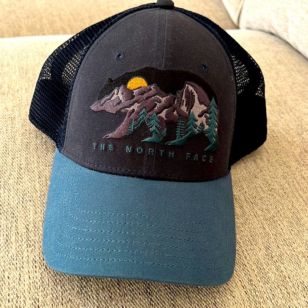 North face hat